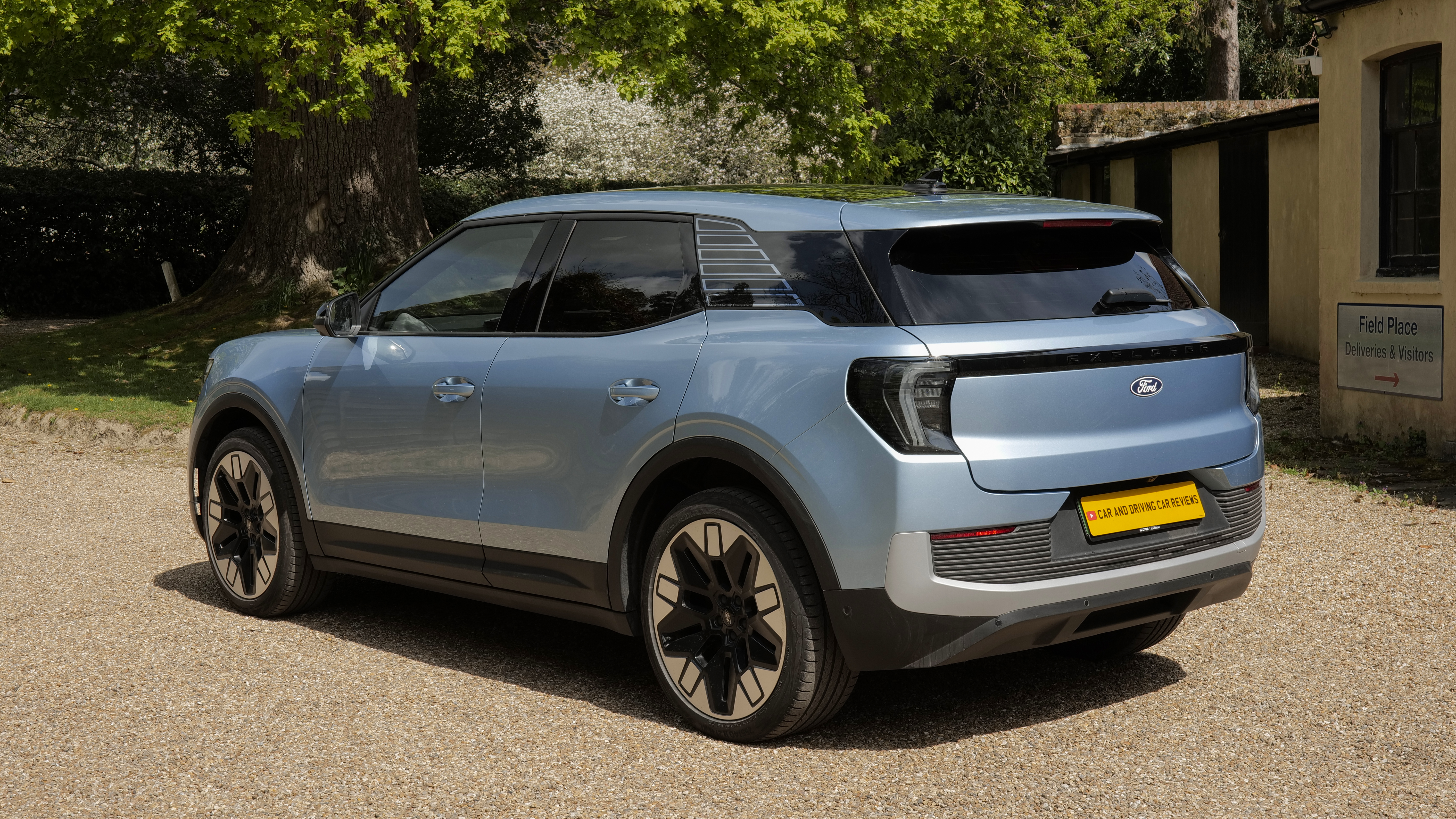 FORD EXPLORER ELECTRIC ESTATE 140kW Premium 58kWh 5dr Auto